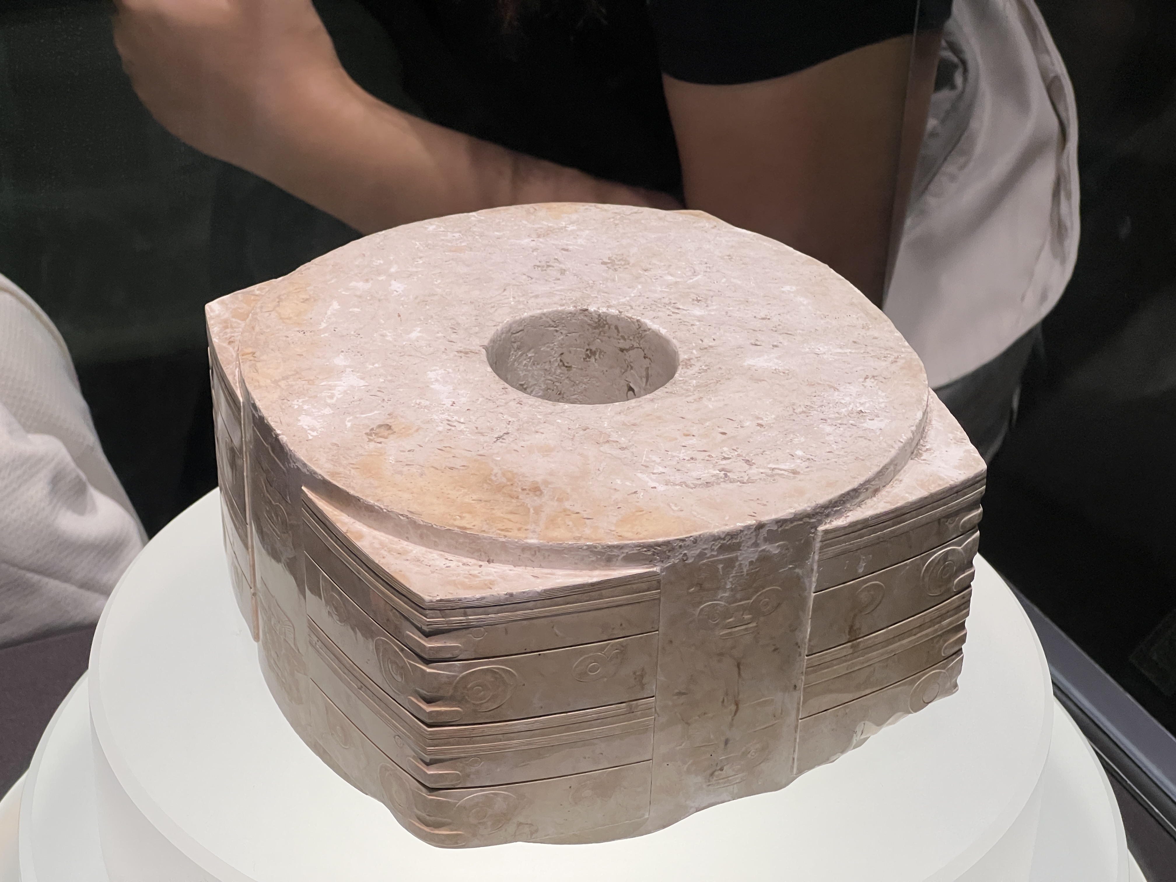 09_玉琮王.JPG