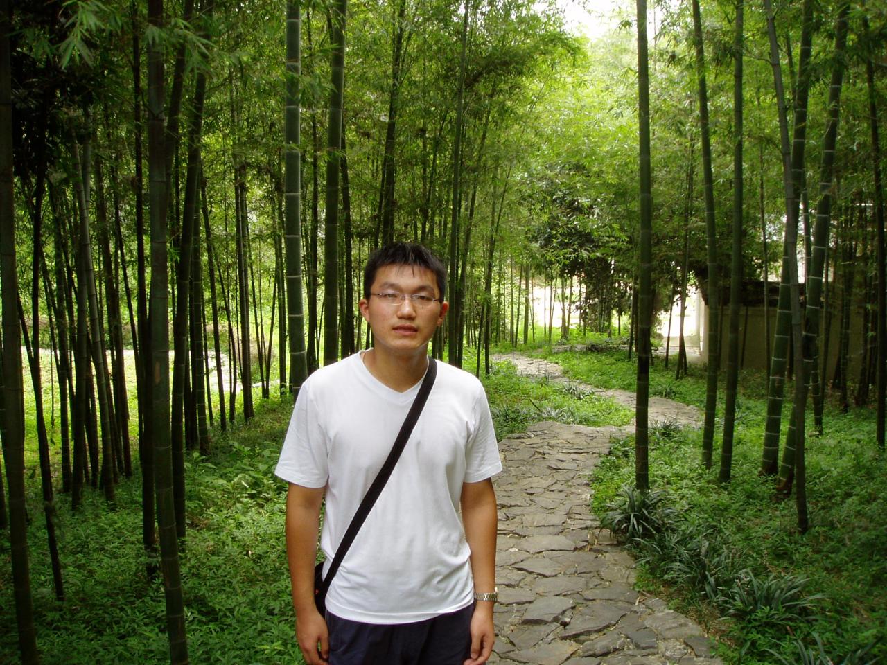 9th Aug.和yxj去林散之纪念馆 - 橙衣少年 - 跟着我勇敢地走下去